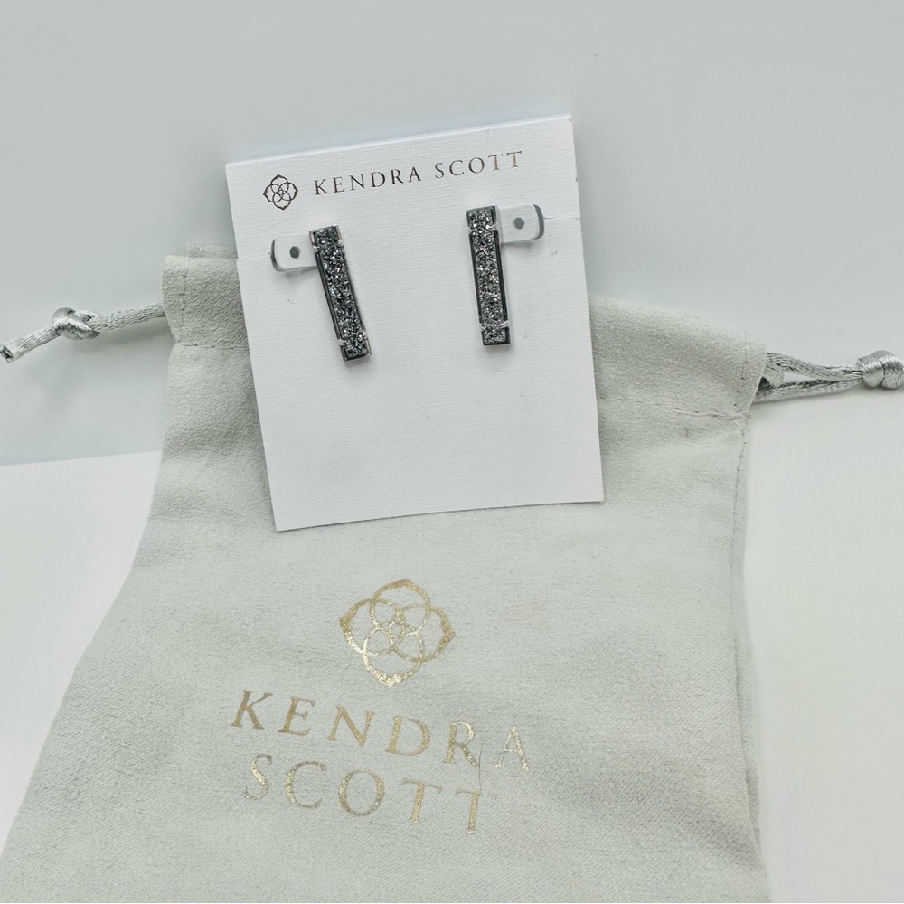 Kendra Scott Levi RARE Platinum Drusy Earrings Silver - Picture 3 of 5